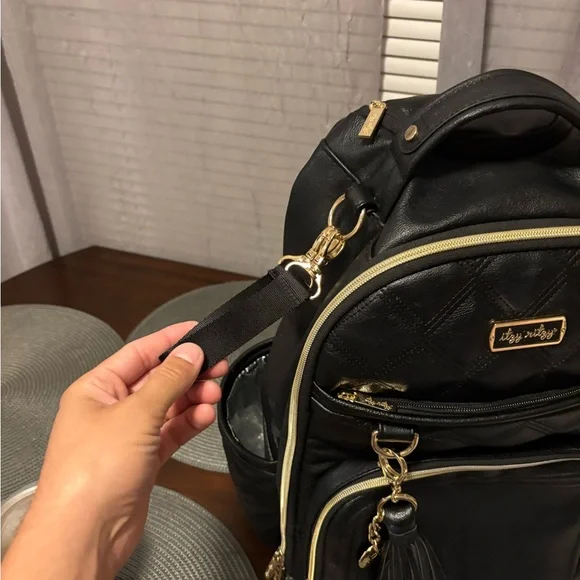 Itzy Ritzy Quilted Black Diaper Bag (Backpack) - Picture 6 of 9